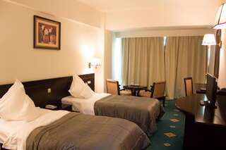 Отель Hotel Delta 4 Тулча Двухместный номер с 2 отдельными кроватями-1
