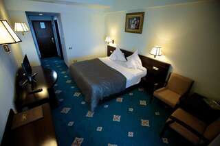 Отель Hotel Delta 4 Тулча Двухместный номер с 1 кроватью-1